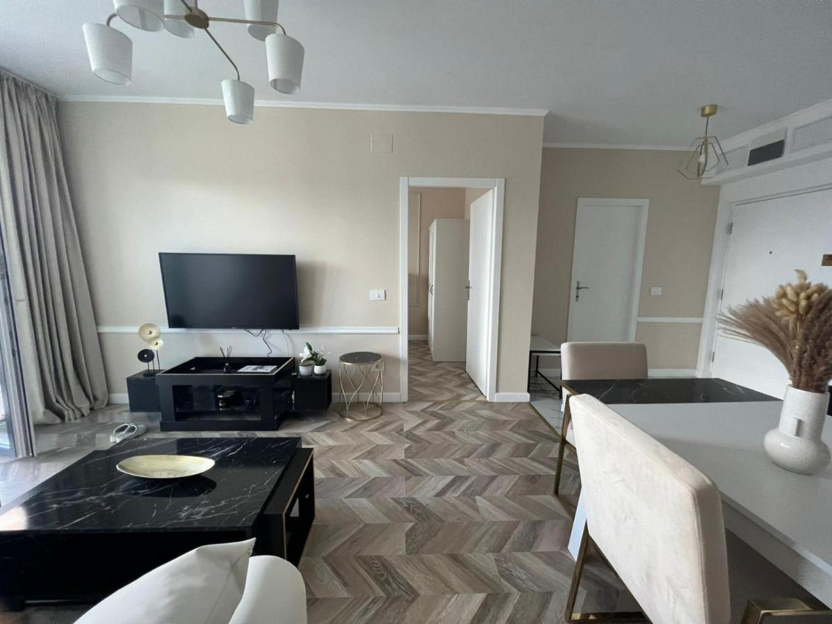 Glim Suite Oradea Exterior photo